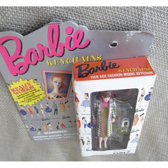NEW 1995 VINTAGE by BASIC FUN #705-0, BARBIE POODLE PARADE MODEL KEYCHAIN (4") - Picture 3 of 8